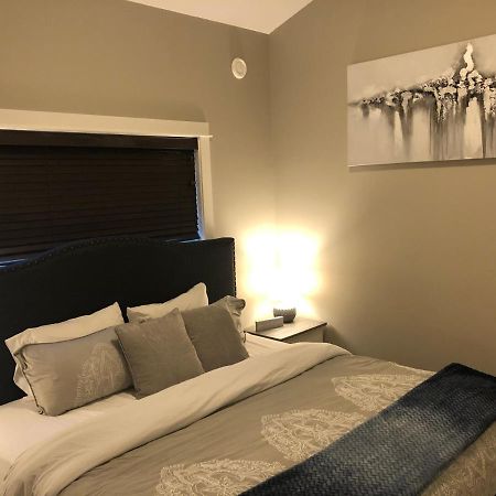 Sandy Feet Retreat Port Renfrew- Oceanfront 2Br Modern Cottage Extérieur photo