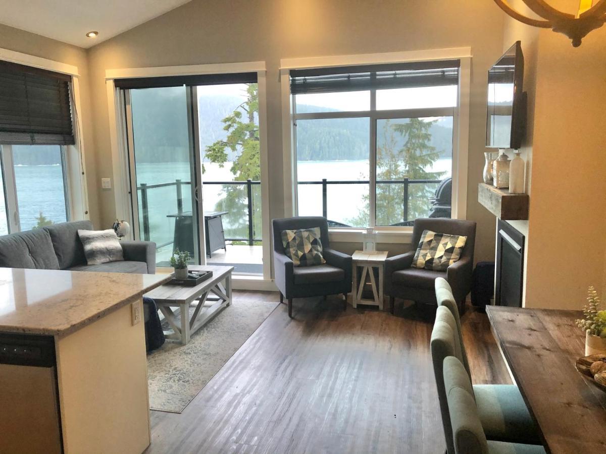 Sandy Feet Retreat Port Renfrew- Oceanfront 2Br Modern Cottage Extérieur photo