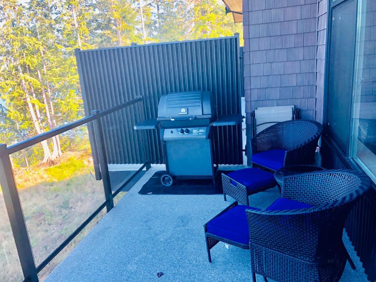 Sandy Feet Retreat Port Renfrew- Oceanfront 2Br Modern Cottage Extérieur photo