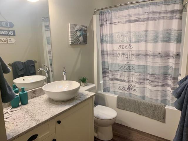 Sandy Feet Retreat Port Renfrew- Oceanfront 2Br Modern Cottage Extérieur photo